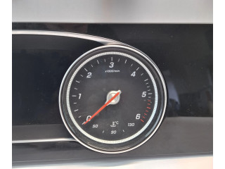 Přístrojová deska  Mercedes-Benz E W213 2017 A2135407237, A2C94099700  