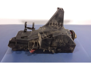 Блок предохранителей  9494210, 9494210   Volvo XC90    