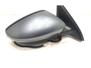 Зеркало электрическое Volkswagen Jetta VI 2011 - 2018 года