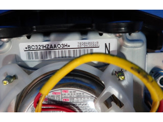 Подушка безопасности водителя 7030A088XB Mitsubishi Outlander