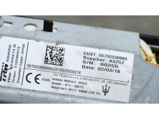 Подушка безопасности для колен 670033888 Maserati Ghibli