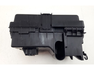   Pojistková skříňka 68478064AA, P68478064AA   Chrysler Pacifica 2019