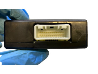 Блок управления 8638A033, W001T79474 Mitsubishi Pajero