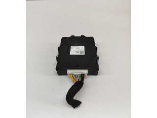 Блок управления коробкой передач 31686384   Volvo S90, V90