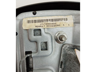 Подушка безопасности водителя 8200236060   Renault Clio II