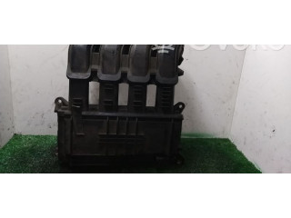 Всасывающий коллектор    8200166856   Renault Clio II