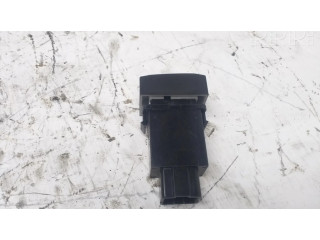 Включатель обогрева стекла с помощью электричества