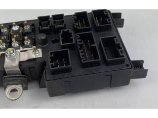 Блок предохранителей 8678449, 518829015 Volvo S80