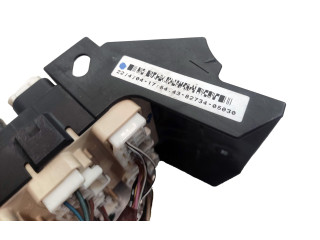 Блок предохранителей  82734-05030   Toyota Corolla Verso AR10    