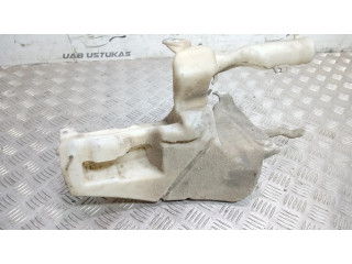 Бачок оконной жидкости    