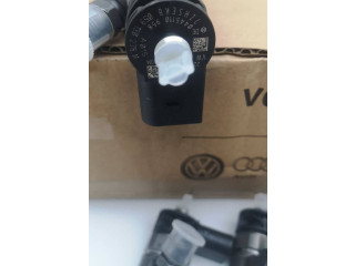 Vstřikovač 0445110958, 059130278M Audi Q7 4M