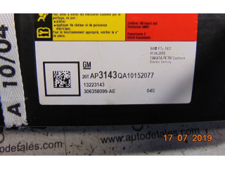 Подушка безопасности в сиденье 13223143 Vauxhall Insignia A