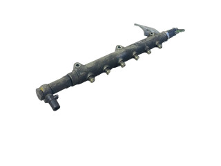 Топливная рампа 8658252, 0445215010   Volvo V70  