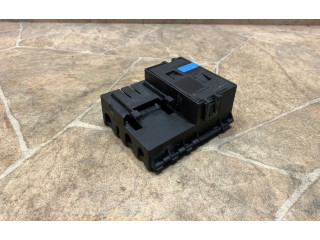 Блок предохранителей A2305450101 Mercedes-Benz SL R230