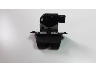 Замок задней крышки