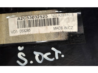 Панель приборов 1Z0920810B   Skoda Octavia Mk2 (1Z)       
