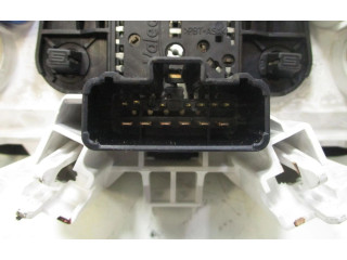 Блок управления климат-контролем 69837001 Renault Twingo II