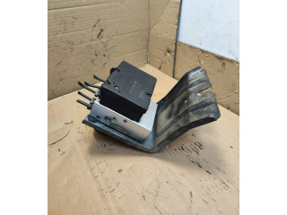 Блок АБС 8671224, 5WK84002   Volvo  V70  2000 - 2004 года