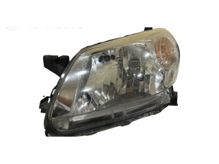 Передняя фара  