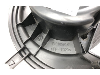 Вентилятор печки 5Q1819021H Volkswagen Caddy