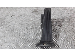 Педаль акселератора