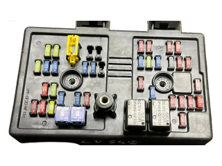 Блок предохранителей 9682108282, 7E300304 Chevrolet Captiva