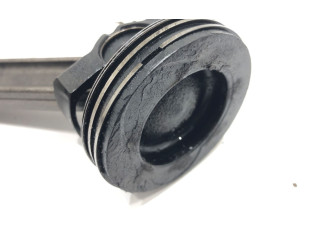  Поршень с шатуном  K9K646  Renault Clio IV  