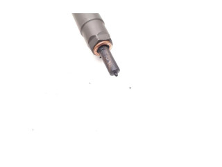 Форсунка 31303238, 0445116046    Volvo V70  D5204T2 