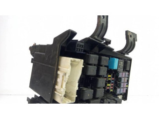 Ящик предохранителей (комплект)         Mazda MX-5 NC Miata 