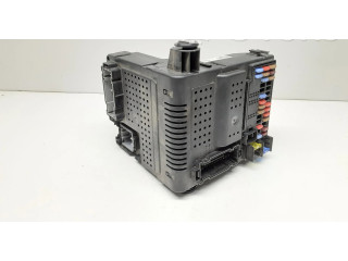   Pojistková skříňka 30786890, 28087582   Volvo XC90 2007