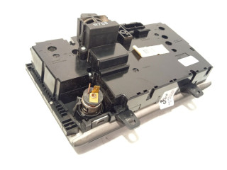 Блок управления климат-контролем 30710682   Volvo XC90