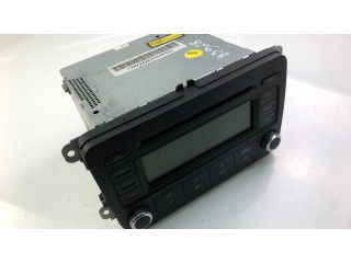 Радио/ проигрыватель CD/DVD / навигация