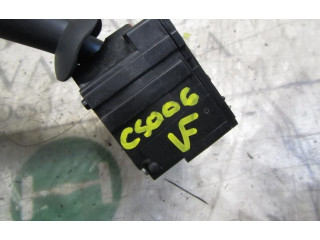 Ручка стеклоочистителей 8201168008 Dacia Lodgy