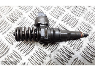 Форсунка 038130073AG    Volkswagen Jetta V   