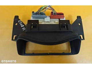 Дисплей    8200028364A   Renault Clio II