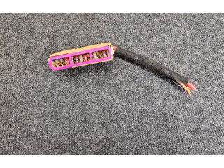 Pojistková skříňka 4F1941824B Audi Q7 4M 2019