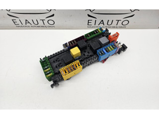 Блок предохранителей A1669063901, YAP3240311   Mercedes-Benz GL X166    