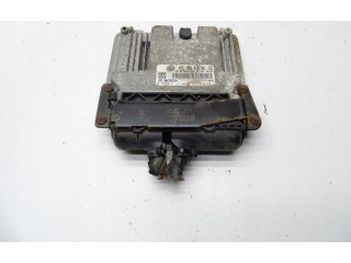 Блок управления двигателем Блок управления 03L906018QK Skoda Yeti (5L)
