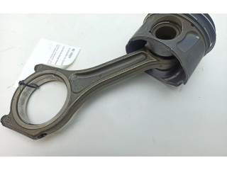 Поршень с шатуном 306DT H268X Land Rover Range Rover Sport L494