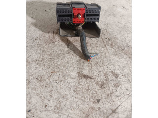 Блок предохранителей  9401802, 0302167   Volvo V70    