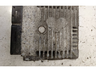 Блок управления двигателя 03L907425C   Volkswagen PASSAT B7
