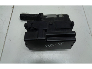Блок предохранителей  4061-Y1   Honda HR-V    
