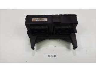 Блок предохранителей 04692087AB Jeep Commander