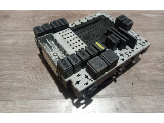 Блок предохранителей 8645716, 8688562   Volvo V70    