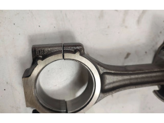  Поршень с шатуном  038J  Volkswagen PASSAT B6  