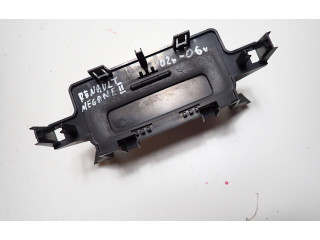 Дисплей    8200107839-B   Renault Megane II