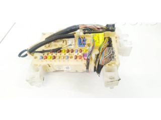 Блок предохранителей  892210F010, 89221-0F010   Toyota Corolla Verso AR10    