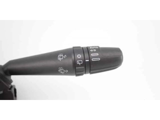 Ручка стеклоочистителей 1561013040   Alfa Romeo Giulietta