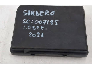 Блок предохранителей 284B65716R Dacia Sandero III