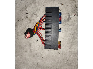 Блок предохранителей 4D0937501 Audi A6 S6 C6 4F